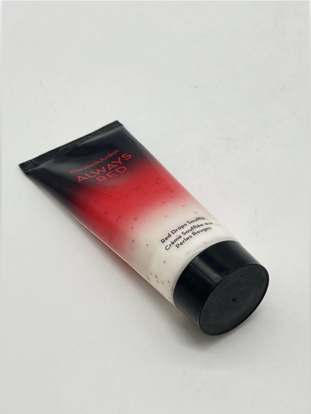 5/$35 NWOB Elizabeth Arden Always Red Red Drops Soufflé cream.